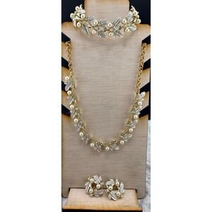 Vintage Judy Lee Necklace Bracelet Clip On Earrings Set Leaf Enamel Faux Pearl